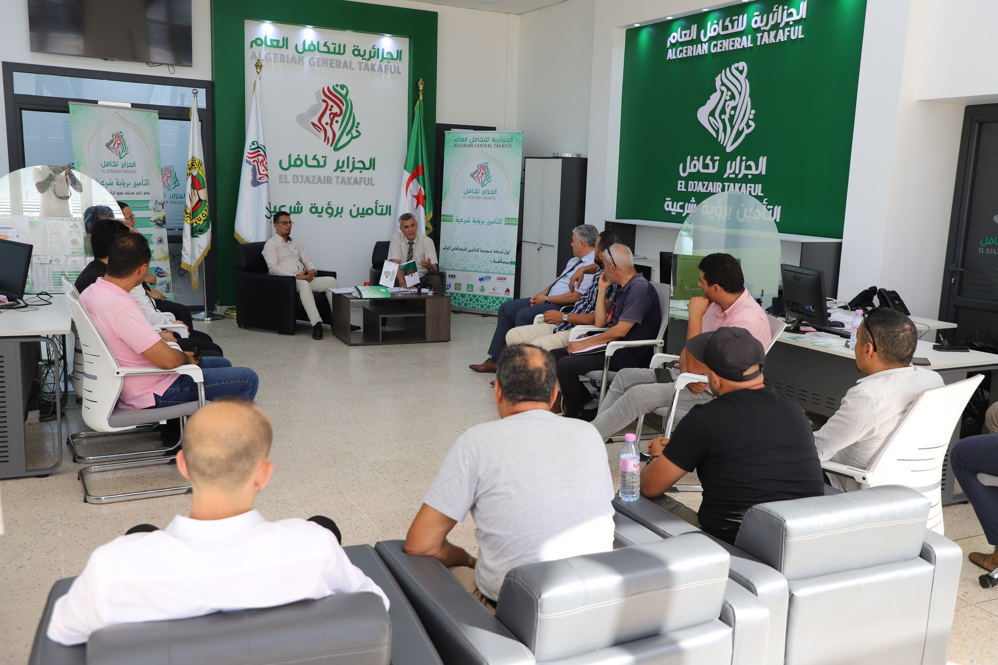 Signature d'un contrat d'assurance El Djazair Takaful avec UGTA_SNTT